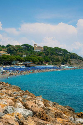 Sea Point Celle Ligure